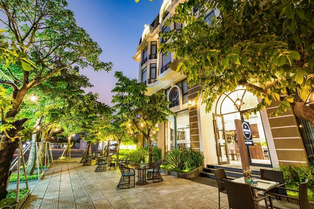 Brilliant Majestic Hotel Da Nang